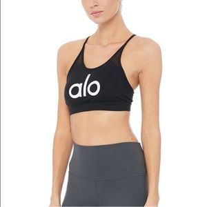 Alo Yoga Starlet Sports Bra